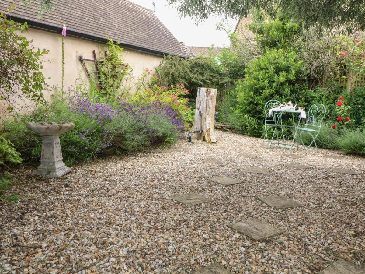 Tuesday Cottage Bourton-on-the-Water Exterior foto